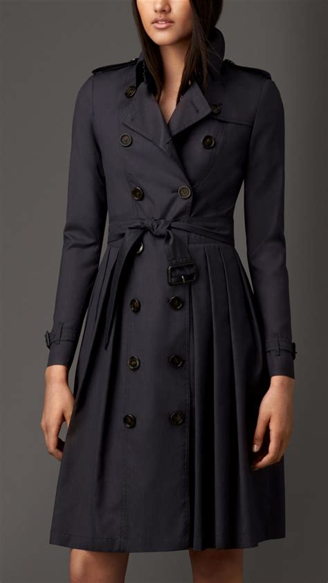 burberry trench 37 navy|Burberry trench coat wool collar.